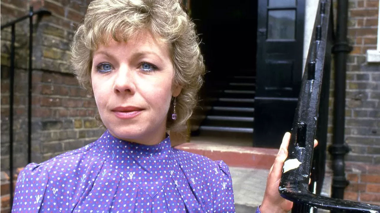 Grange Hill's Mrs McClusky actress Gwyneth Powell dies aged 76 – FBC News