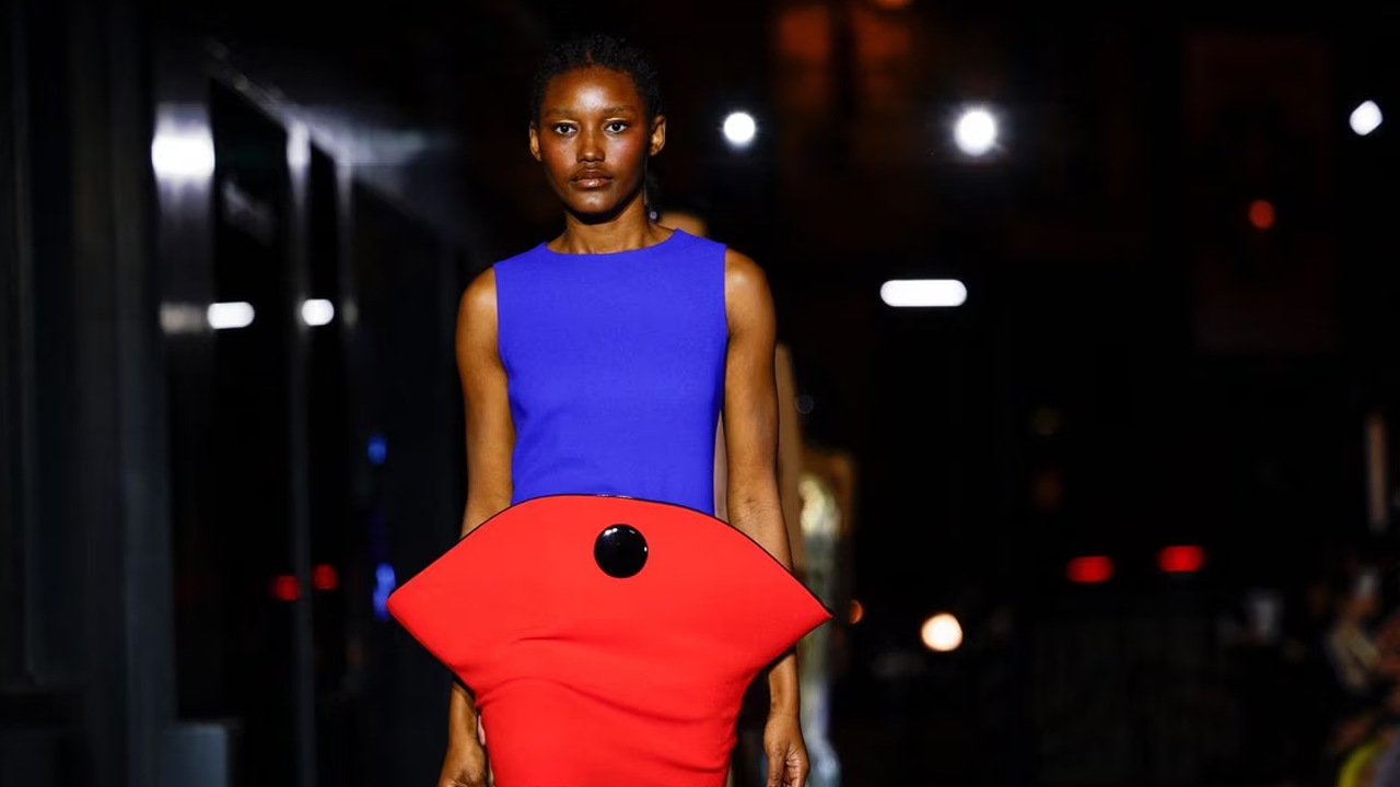 Pierre Cardin revient à la Fashion Week de Paris avec une collection spatiale – FBC News