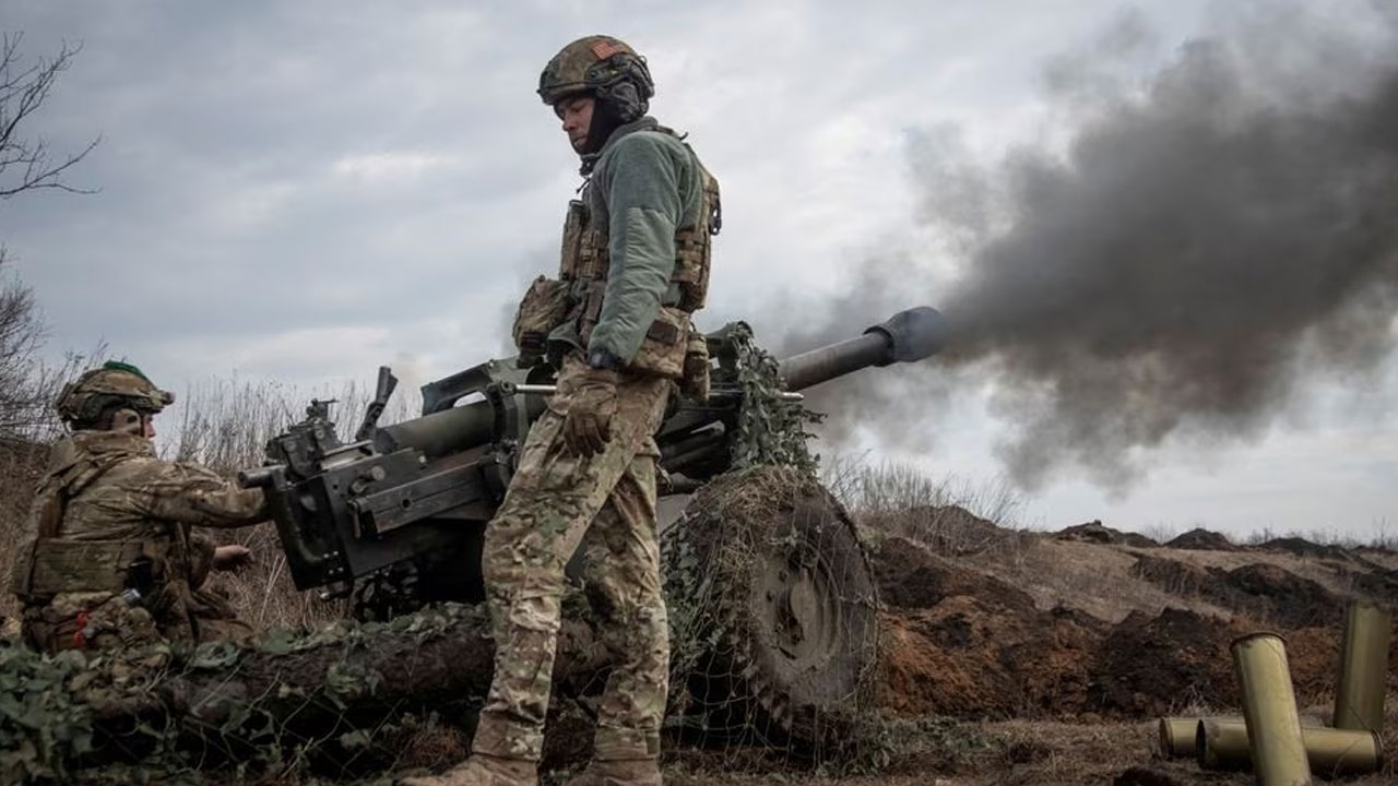 2 Canadians killed in Ukraine's bloodiest battle in Bakhmut