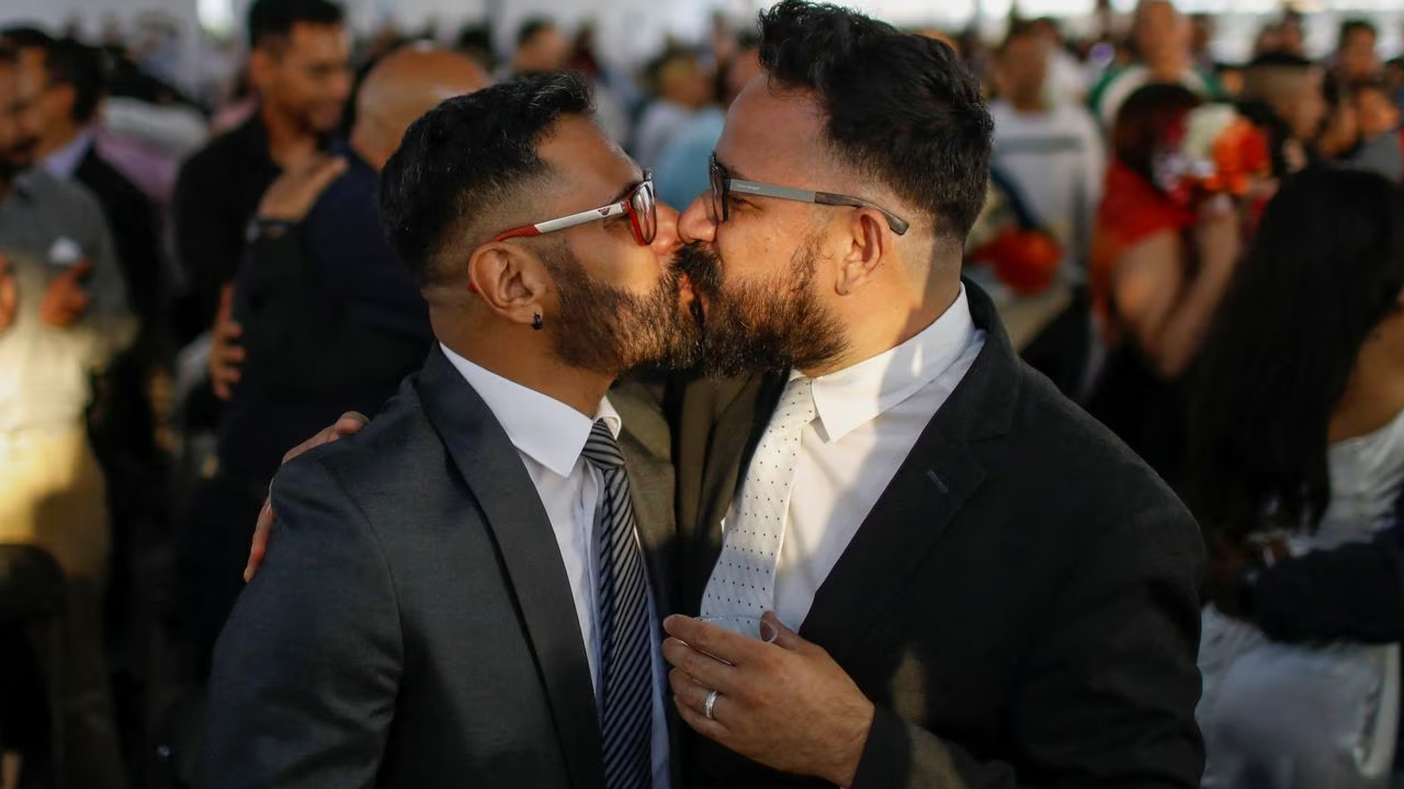 Mexico City holds mass celebrations for same-sex weddings, gender ID changes image