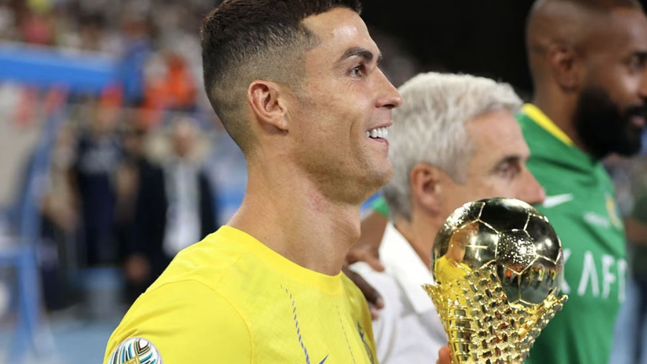 Ronaldo wins first title at Al-Nassr with brace in Arab Club