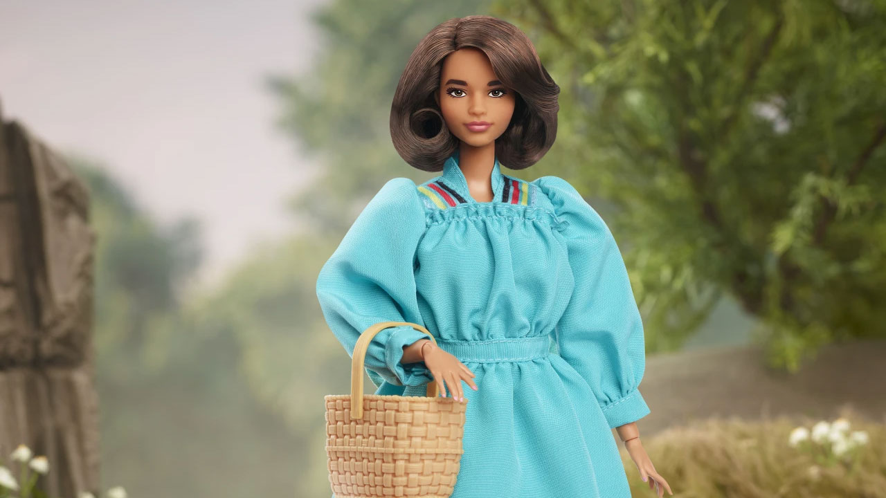 Sucker punch barbie cheap