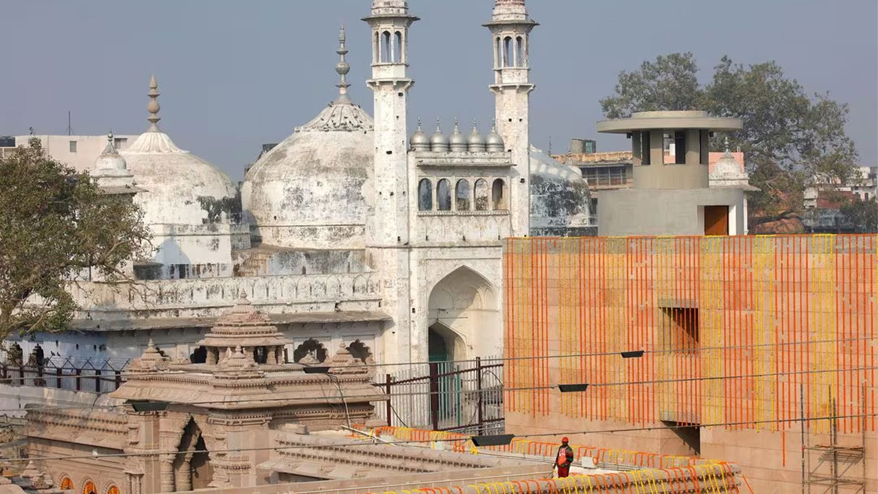 인도 법원, 힌두교도들에게 바라나시 모스크에서 기도 허용 – FBC News