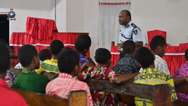 sigatoka river safari boat crash