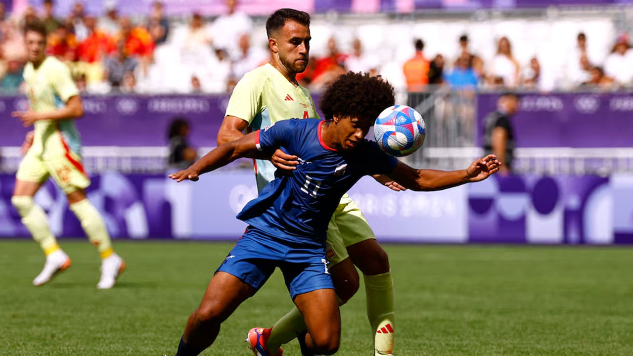 Francia llega a octavos de final con victorias por 1-0 sobre Guinea, España y Japón – FBC News