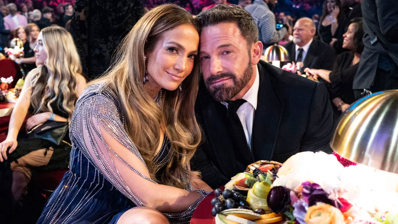 Jennifer Lopez has filed for divorce from Ben Affleck – FBC News