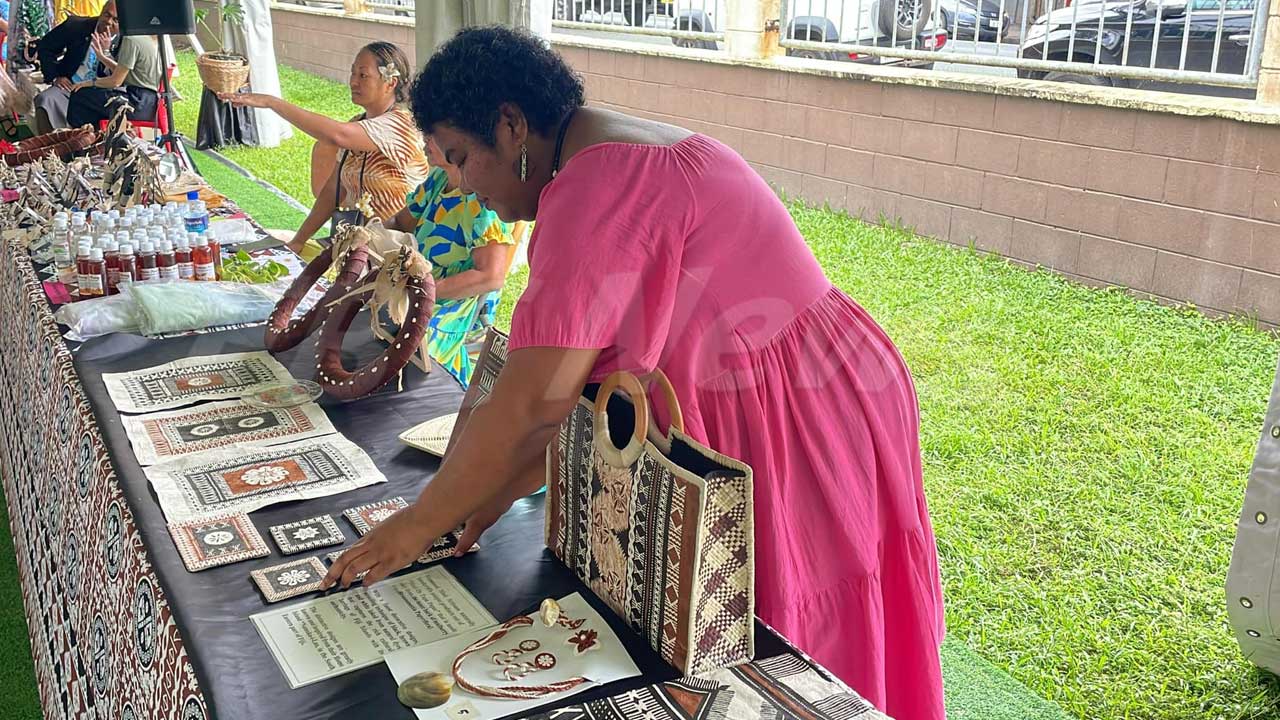 Kiran calls for stronger backing for women entrepreneurs