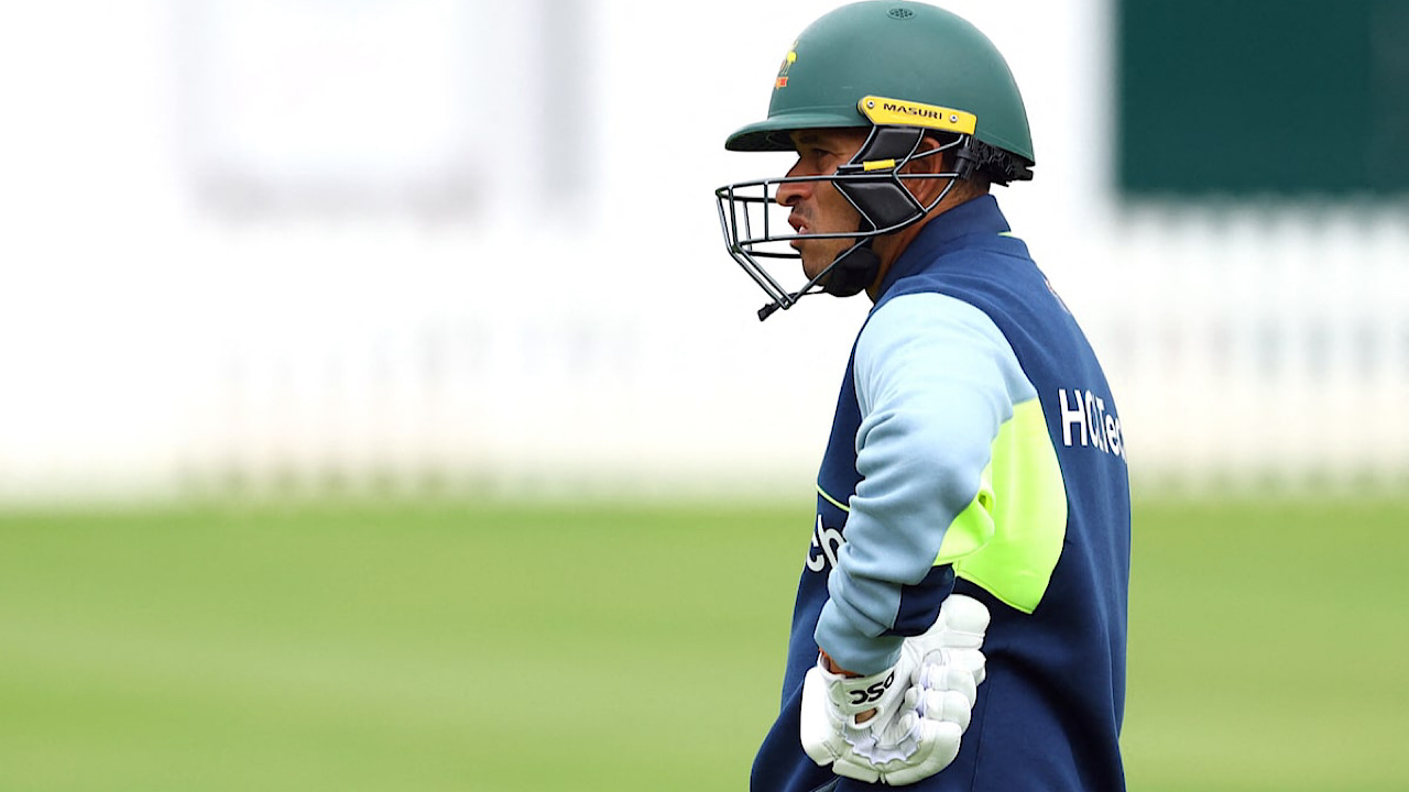 Australia’s Khawaja fit for third Ashes test