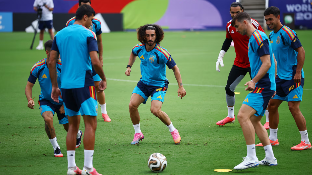 Spain aims to make France chase them